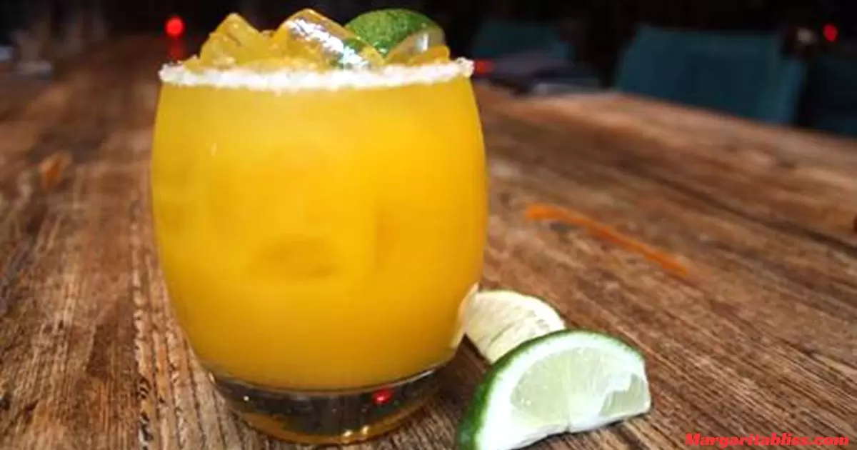 How To Make Mango Margaritas On The Rocks